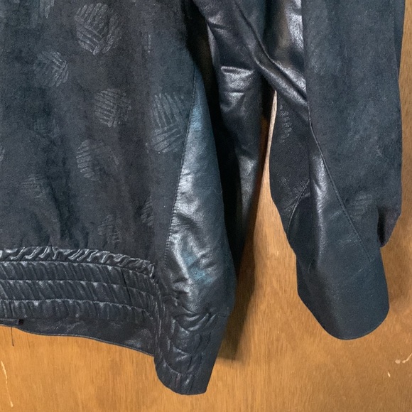 Vintage 90’s Pierre Lamonte Size 12 Black Faux Suede/Leather Lightweight Jacket - Picture 6 of 7